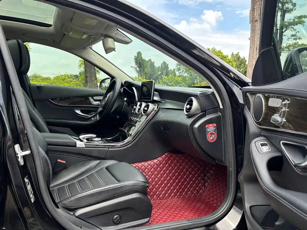 Mercedes-Benz C-Class 2016 — фото 10