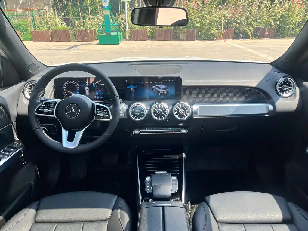 Mercedes-Benz GLB 2023 — фото 12