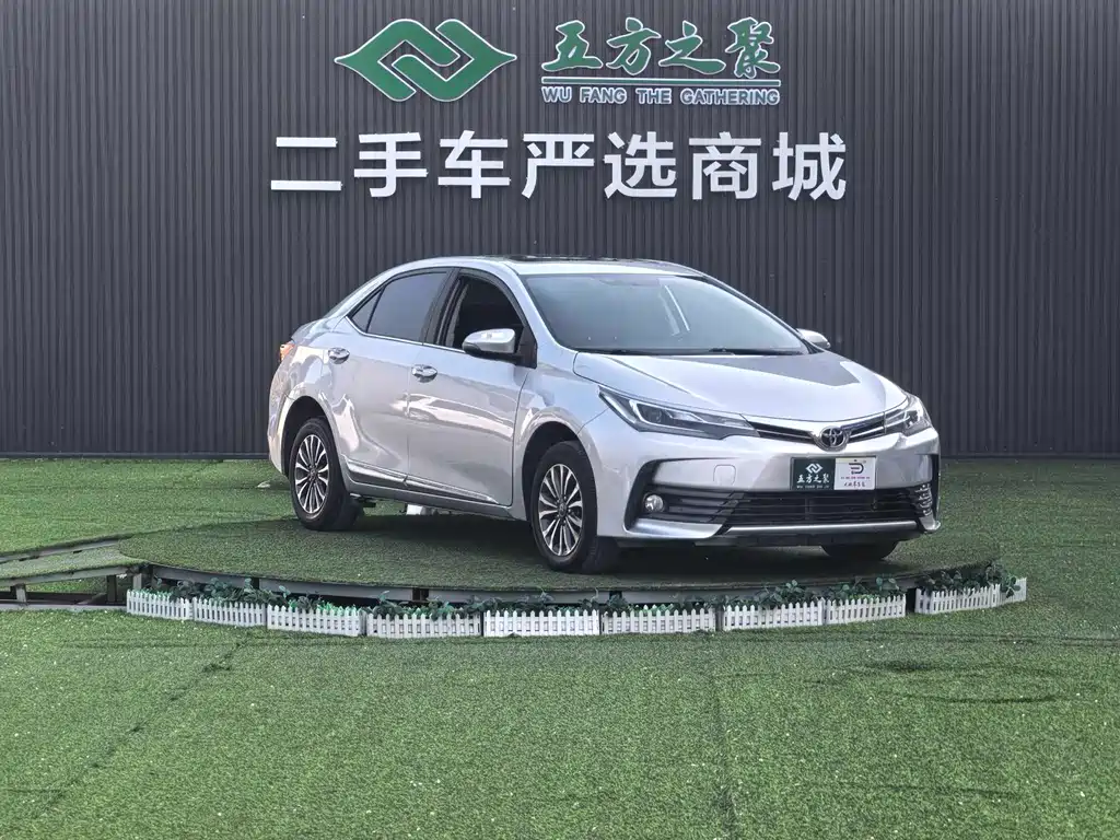 Toyota Corolla 2019 — фото 3