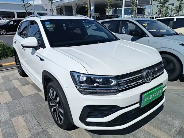 Volkswagen Tharu 2019