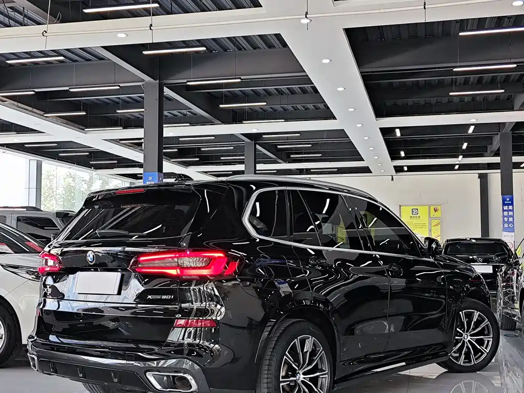 BMW X5 2021 — фото 7