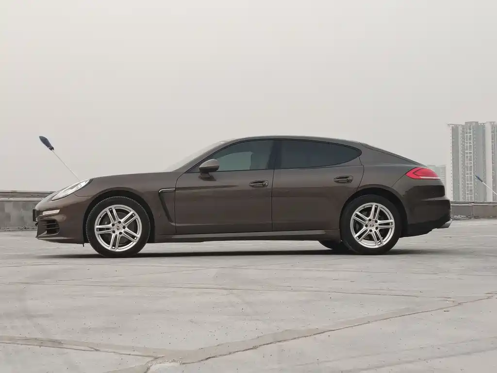 Porsche Panamera 2015 — фото 5
