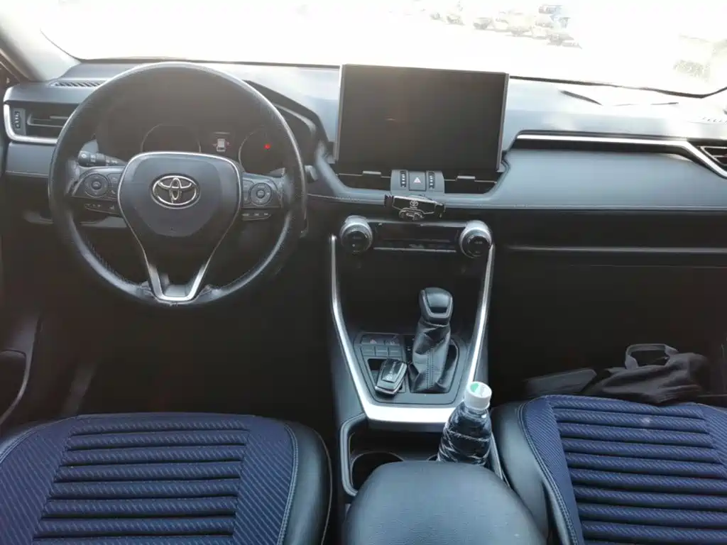 Toyota Wildlander 2020 — фото 10