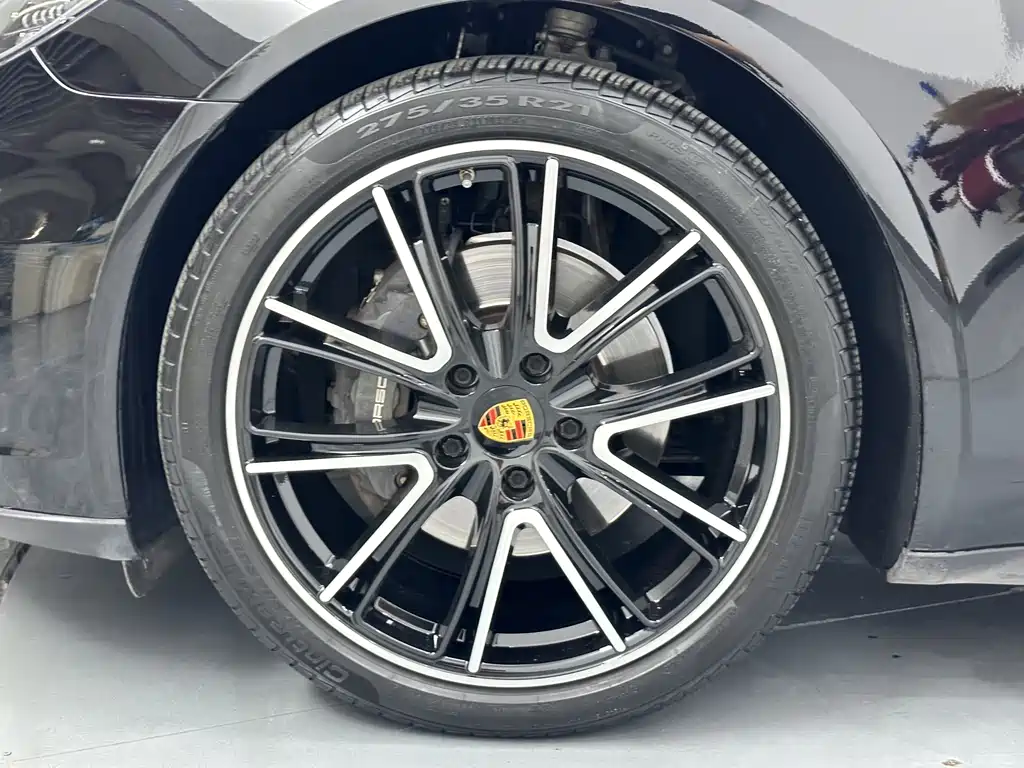 Porsche Panamera 2018 — фото 22
