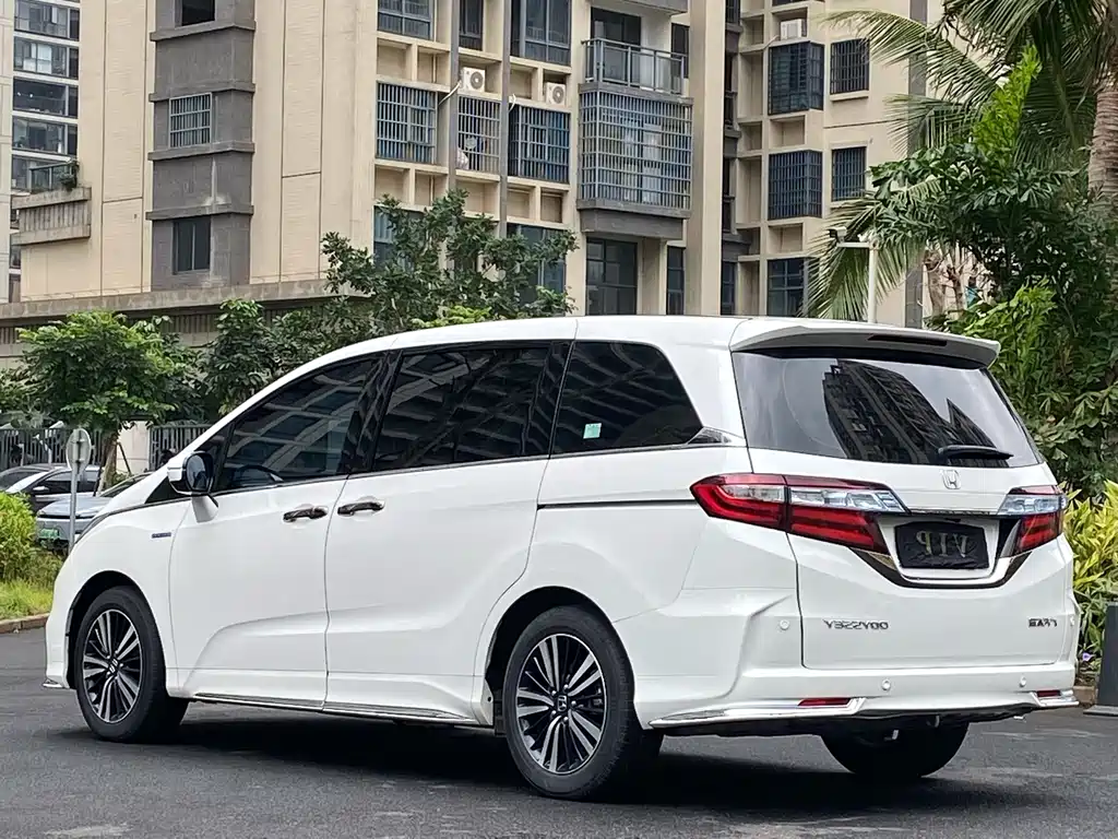 Honda Odyssey 2021 — фото 16