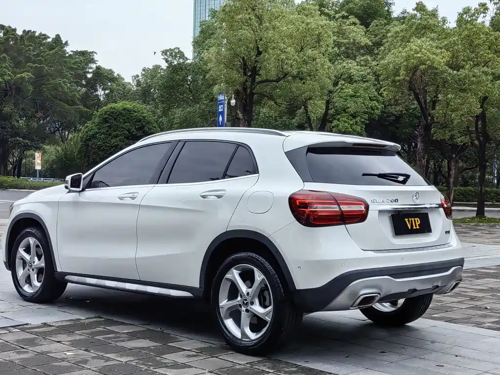 Mercedes-Benz GLA 2018 — фото 7