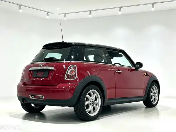 MINI 2014