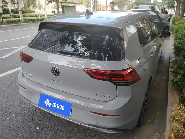 Volkswagen Golf 2022