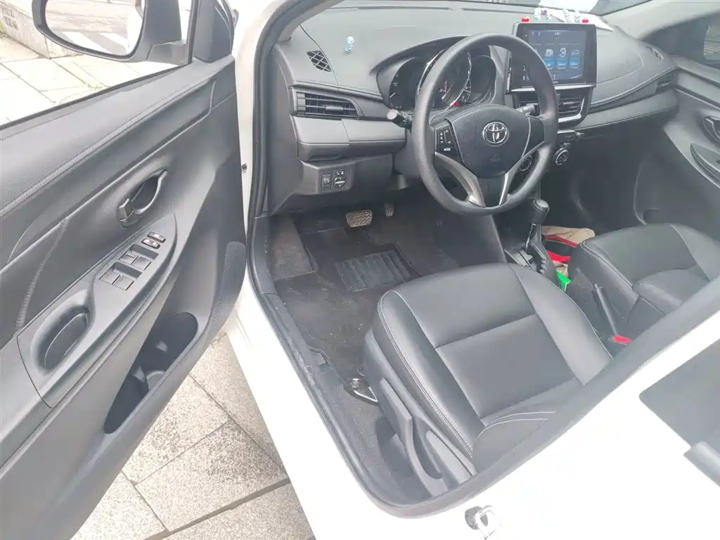 Toyota Vios FS 2023 — фото 16