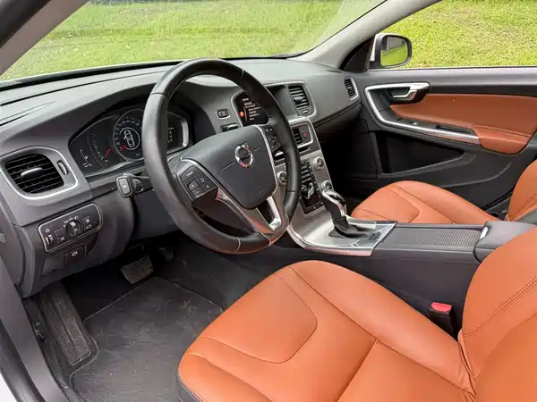 Volvo S60 2020