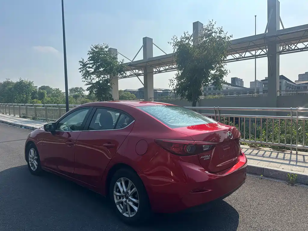 Mazda 3 Angkesela 2016