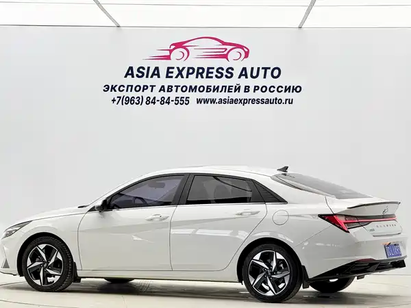 Hyundai Elantra 2021