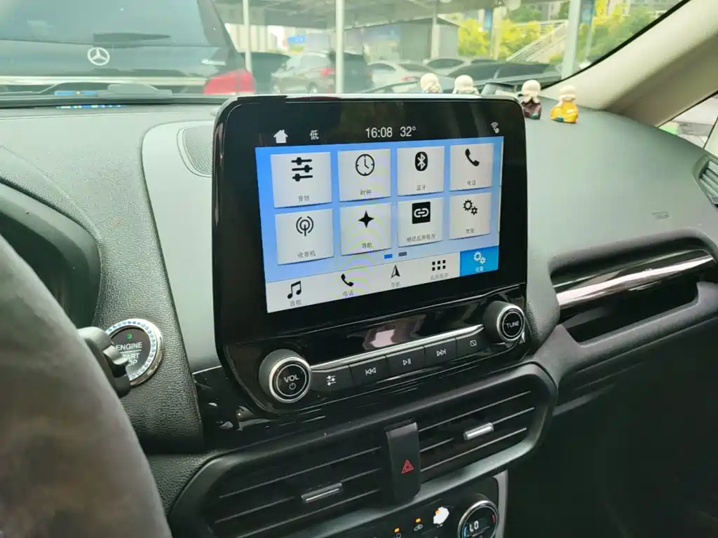 Ford EcoSport 2018 — фото 13