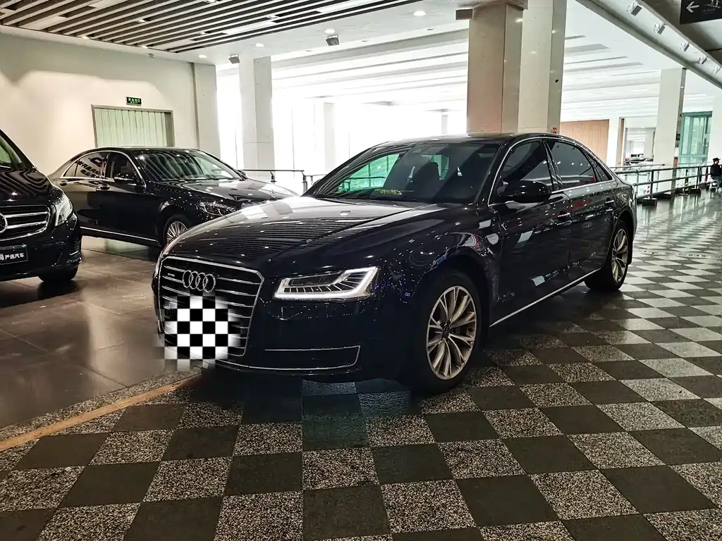 Audi A8 2015 — фото 2