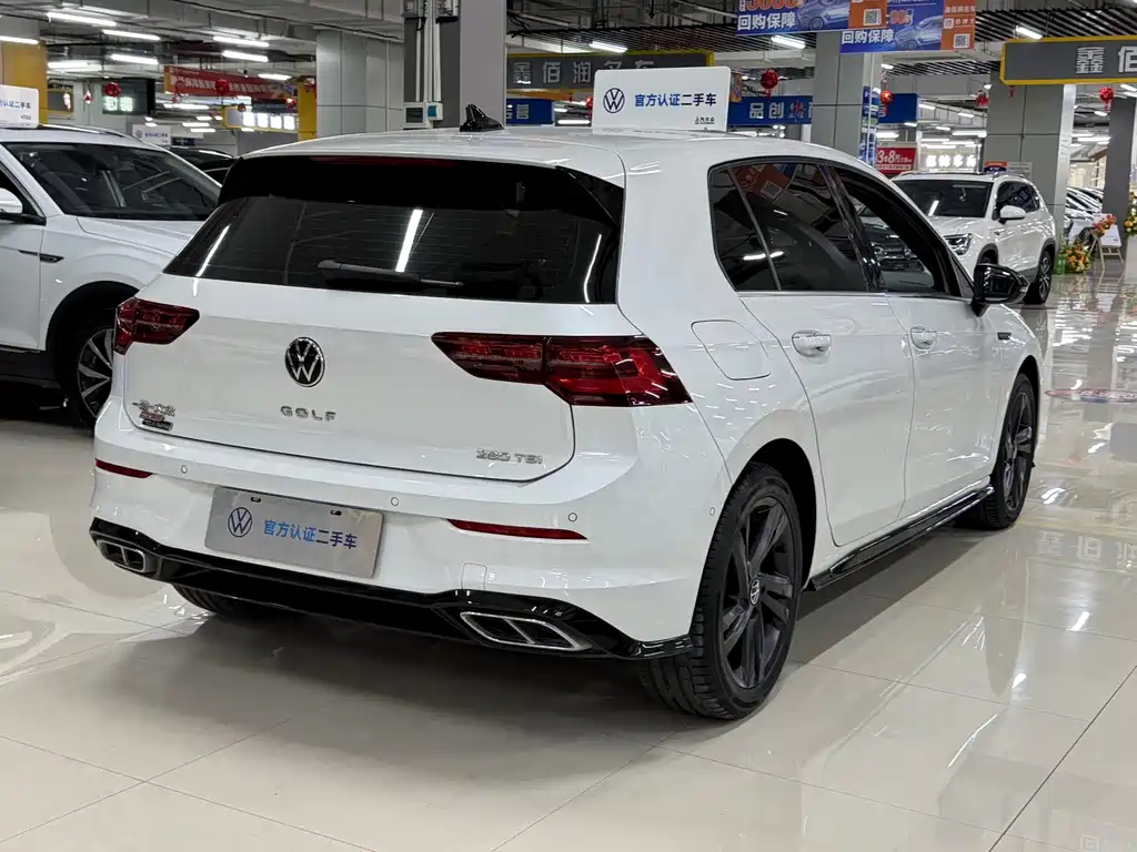 Volkswagen Golf 2023