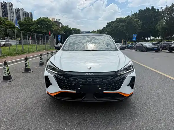 Dongfeng Yixuan 2022