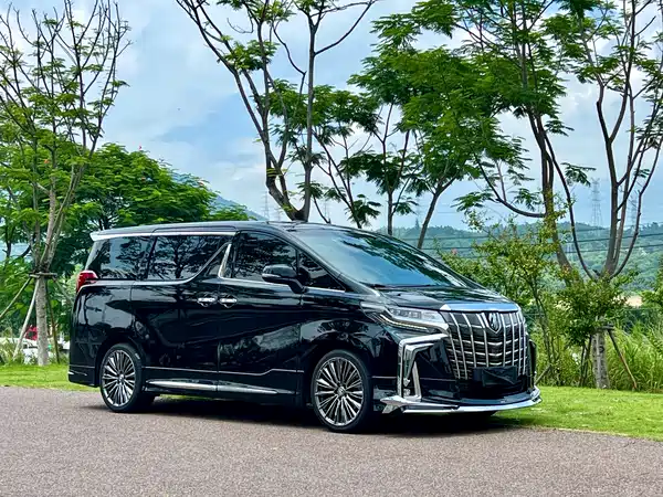 Toyota Alphard 2020
