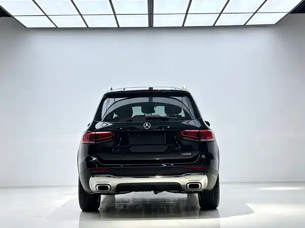Mercedes-Benz GLB 2021