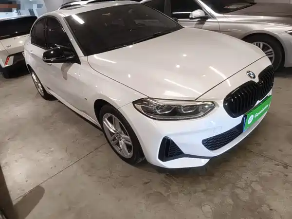 BMW 1 Series 2023