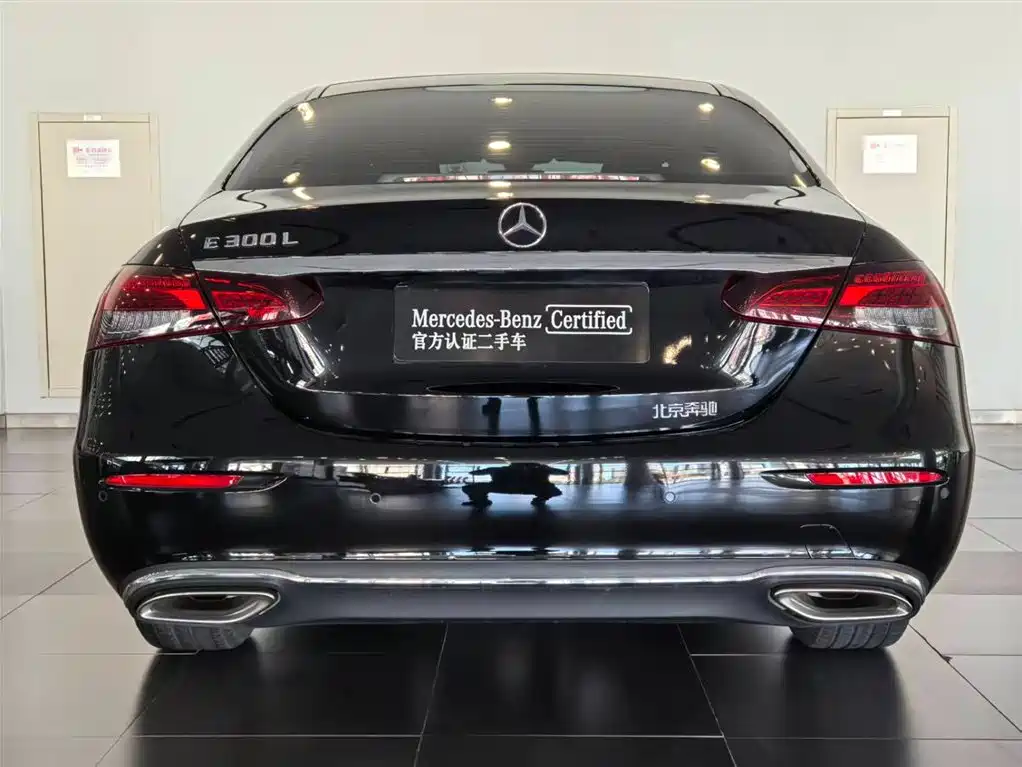 Mercedes-Benz E-Class 2023 — фото 3