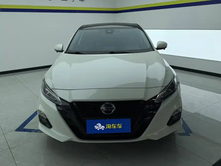 Nissan Teana 2021