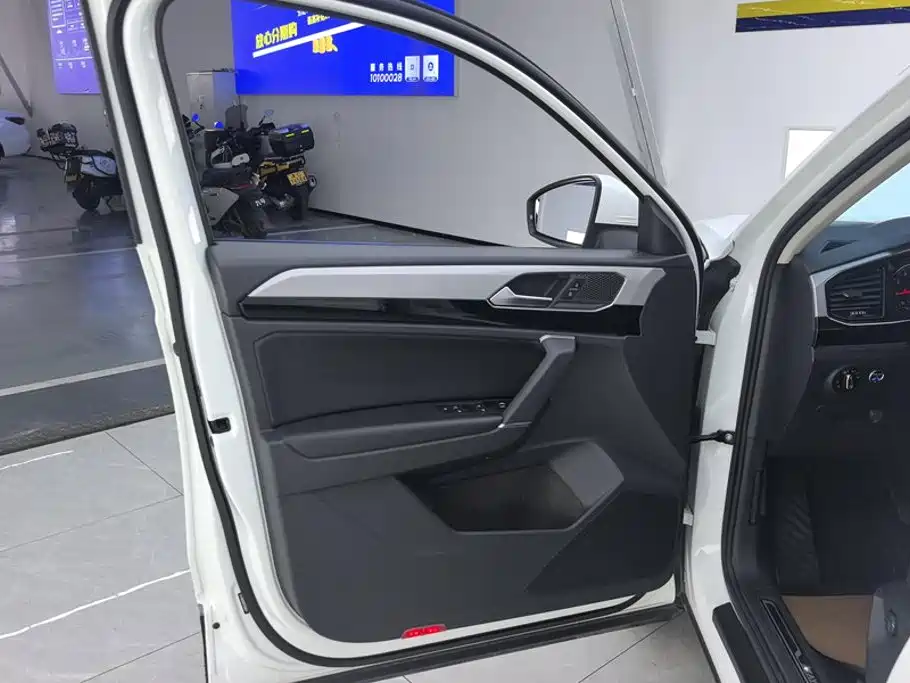 Volkswagen Tayron 2019