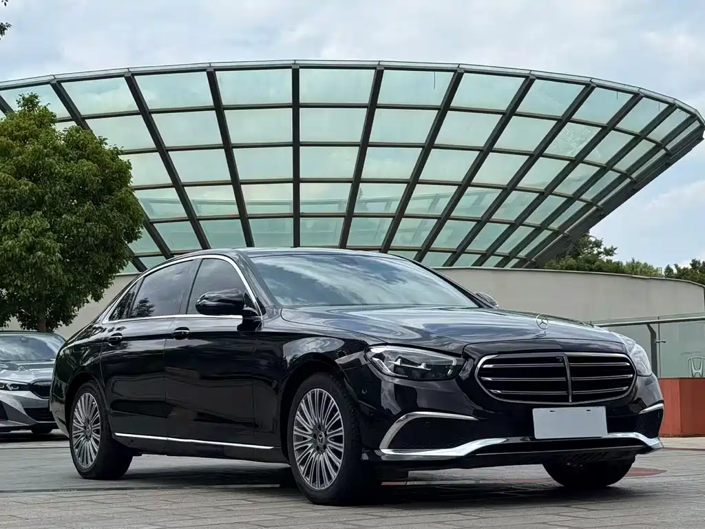 Mercedes-Benz E-Class 2021 — фото 3