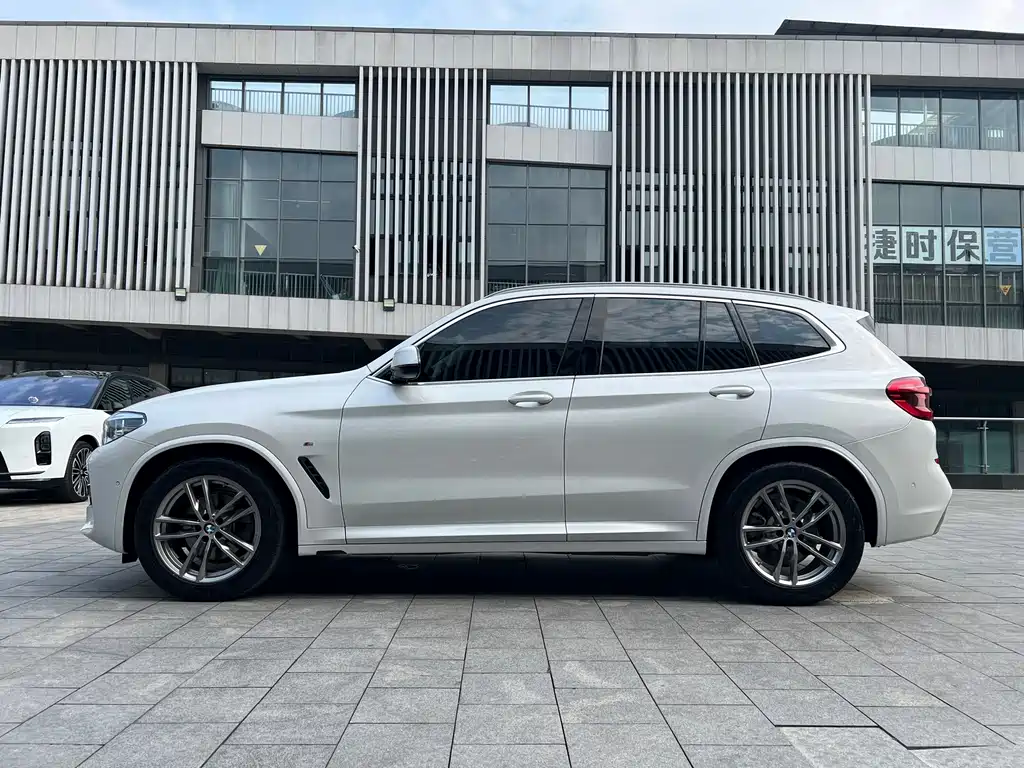 BMW X3 2021 — фото 4