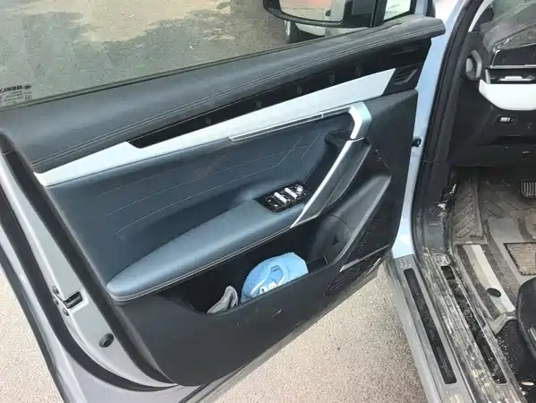 Geely Boyue L 2024