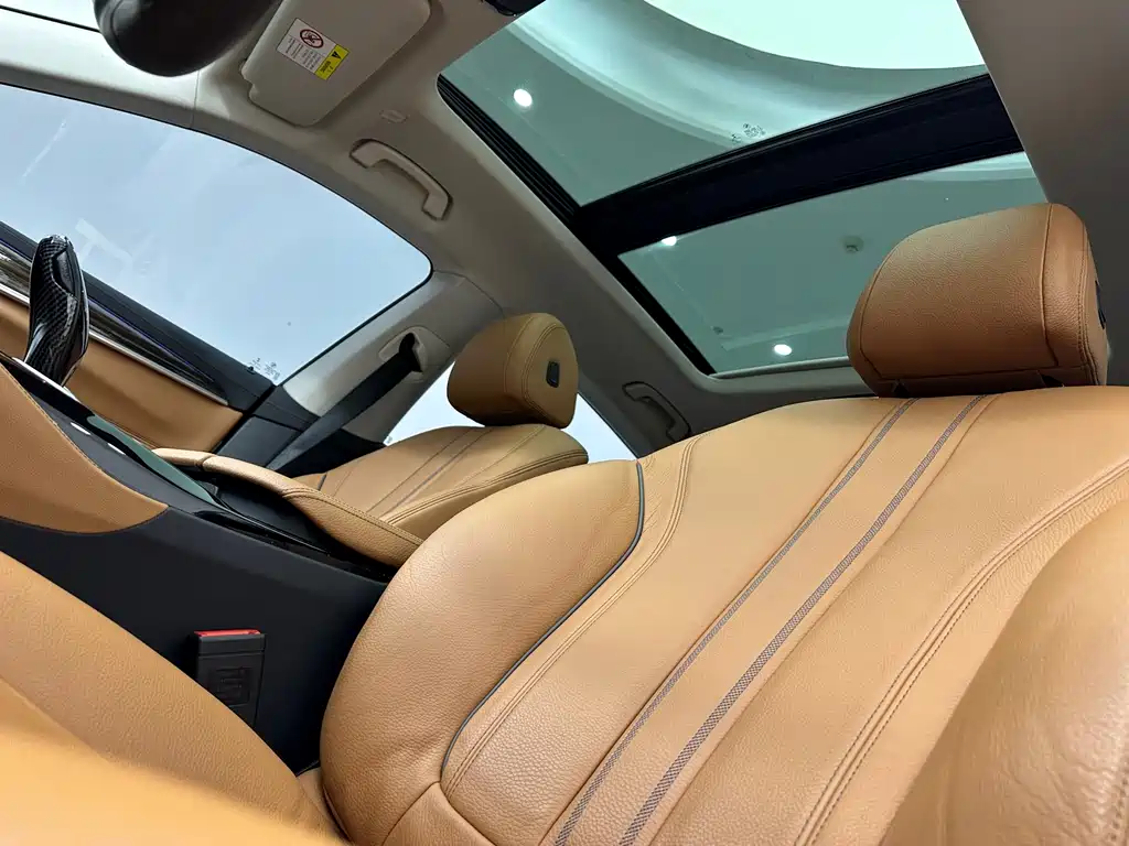 BMW 6 Series GT 2022 — фото 14