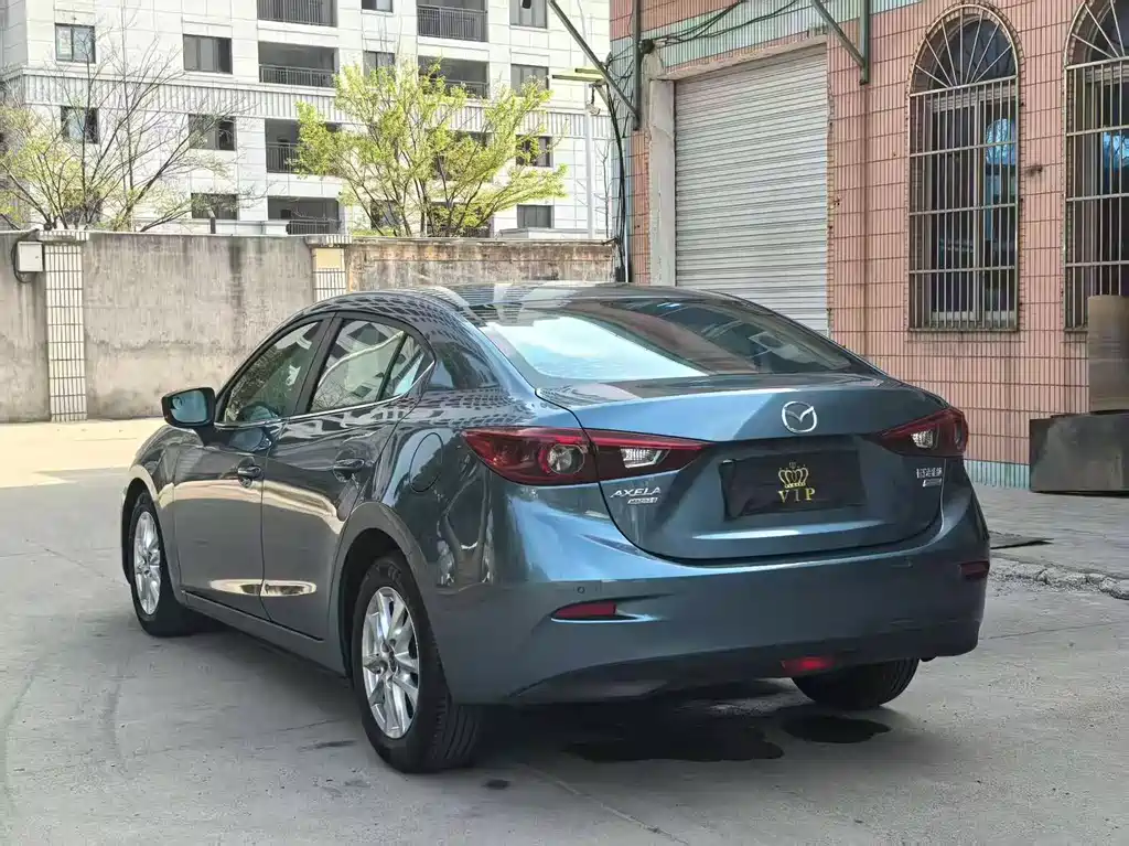 Mazda 3 Axela 2018