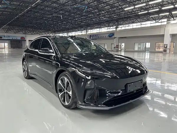 NIO ET5T 2025