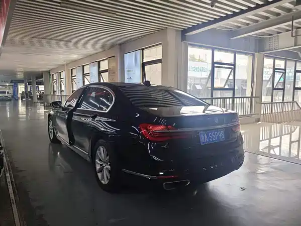 BMW 7 Series 2017