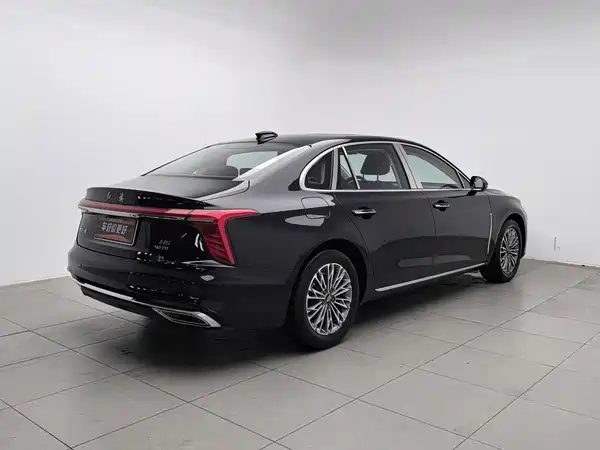 Hongqi H5 2023