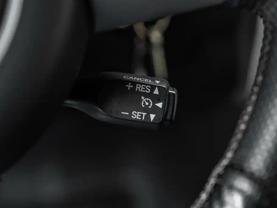 Toyota FJ Cruiser 2020 — фото 11