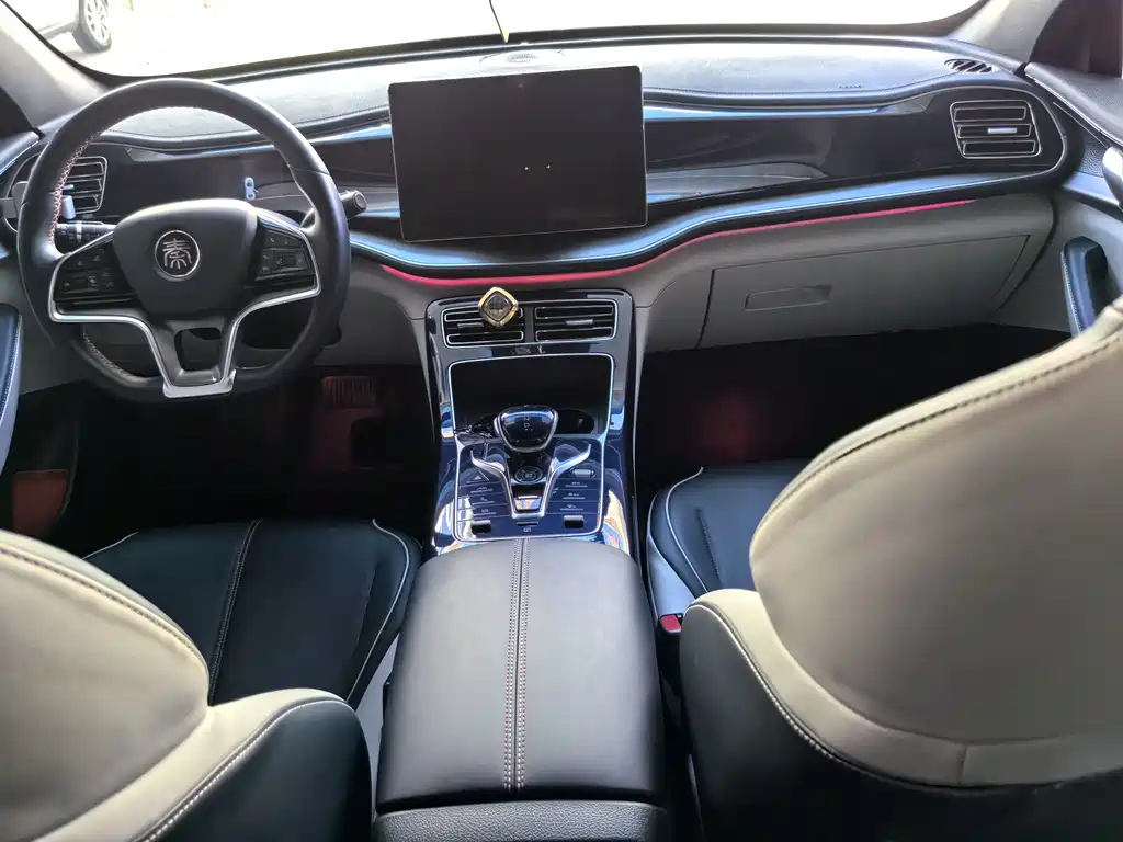 BYD Qin PLUS 2023 — фото 7