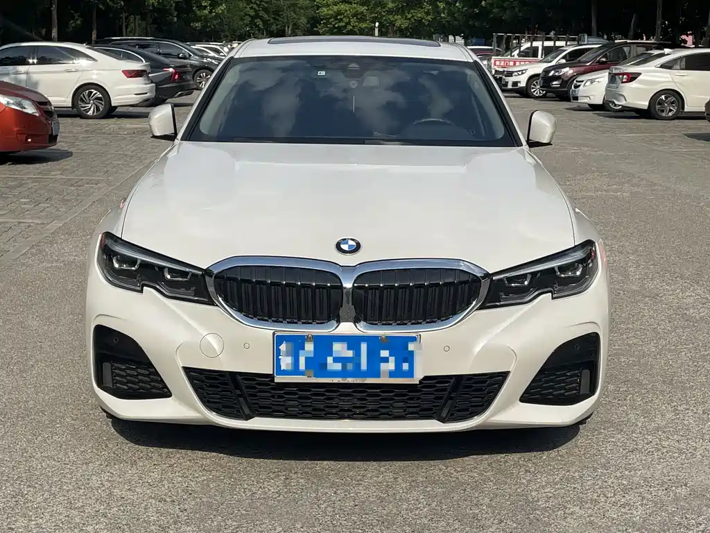 BMW 3 Series 2021