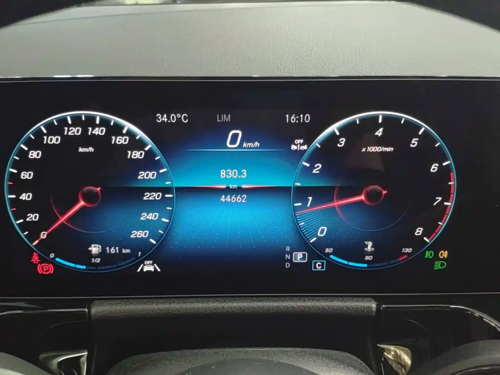 Mercedes-Benz GLA 2023 — фото 12