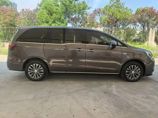 Buick GL8 2023