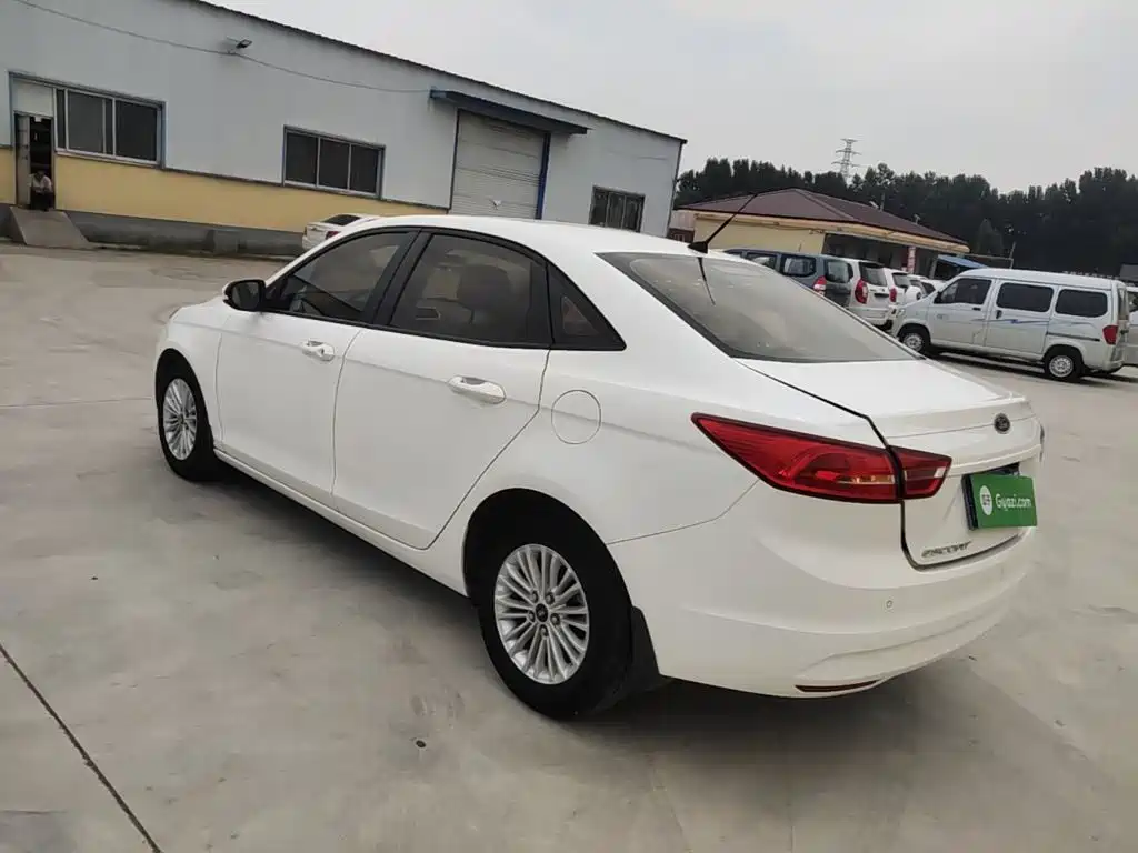 Ford Escort 2016