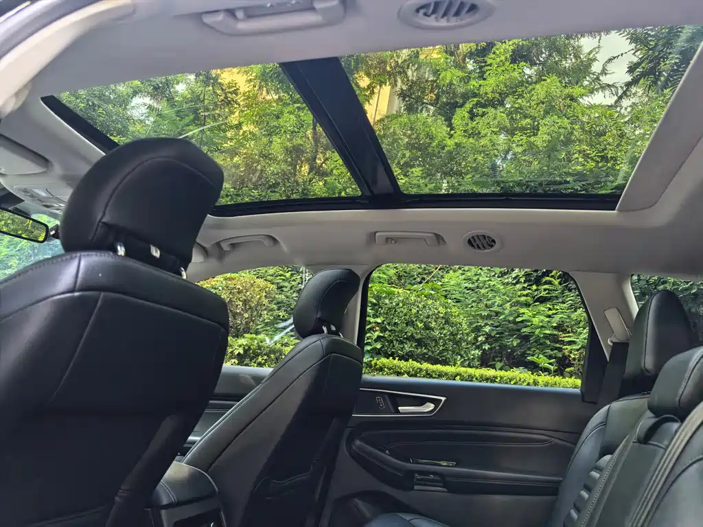 Ford Edge 2020 — фото 10