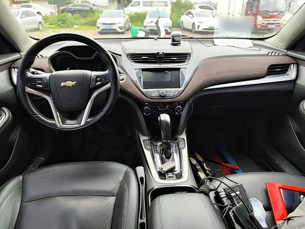 Chevrolet Malibu 2017 — фото 10