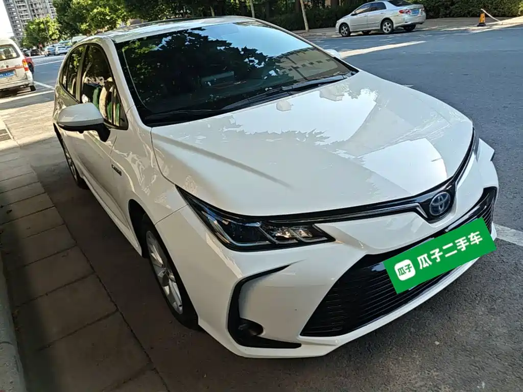 Toyota Corolla 2022 — фото 4