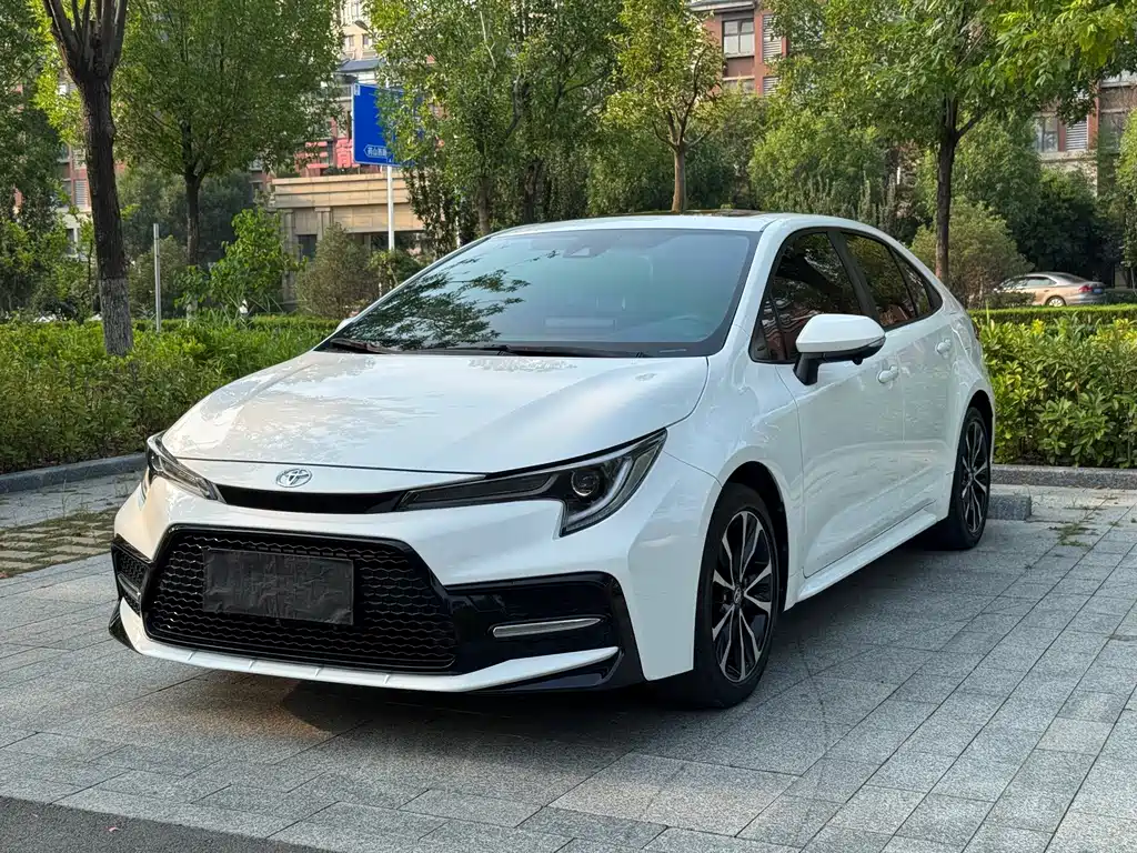 Toyota Levin 2022 — фото 1