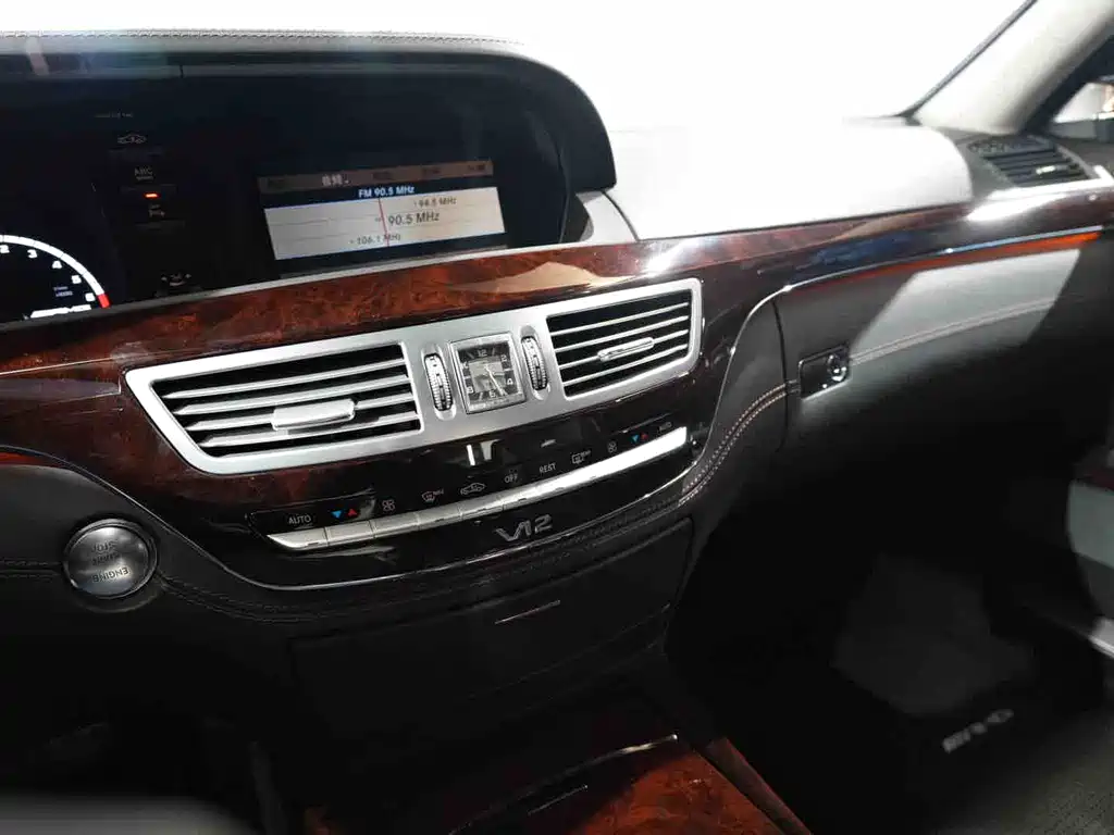 Mercedes-Benz S-Class AMG 2012 — фото 12