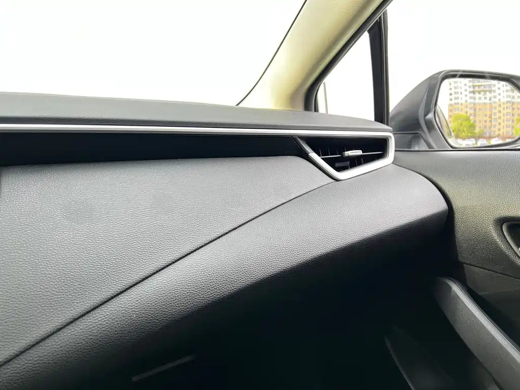 Toyota Corolla 2022 — фото 12