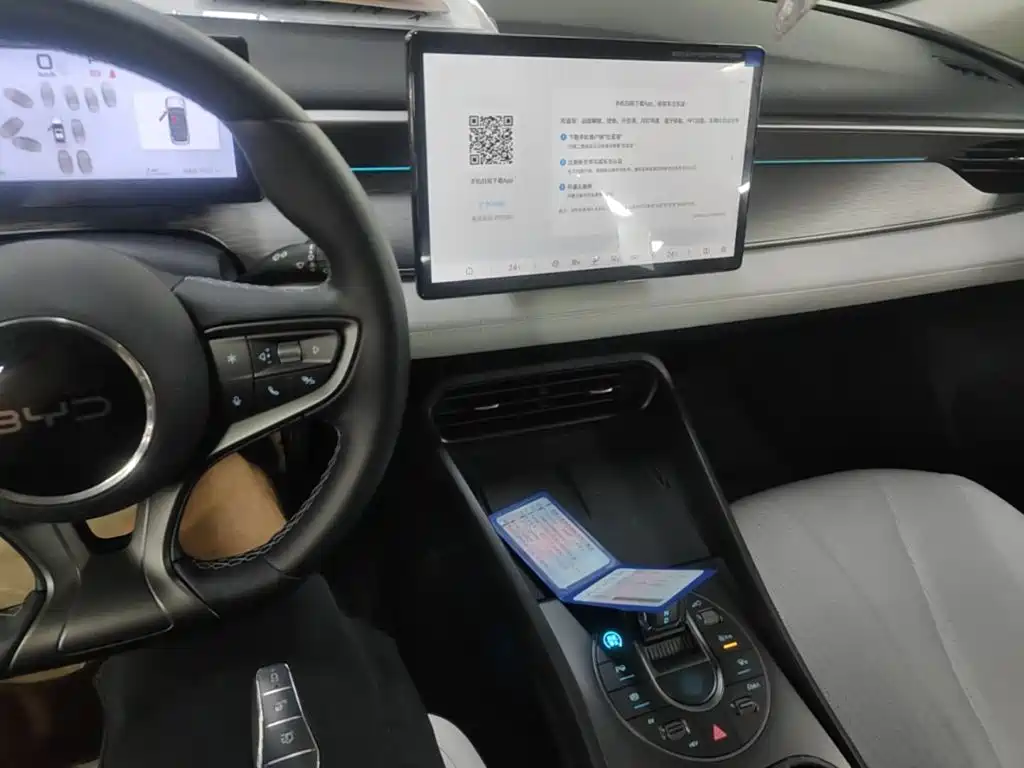 BYD Seal 05 DM-i 2025 — фото 10
