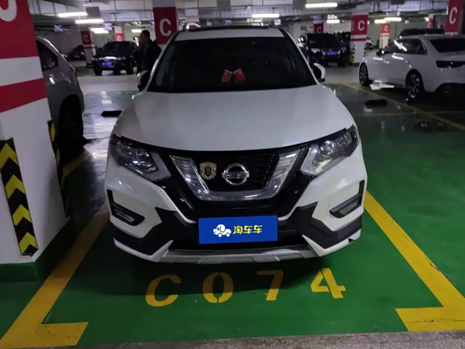 Nissan X-Trail 2017 — фото 2