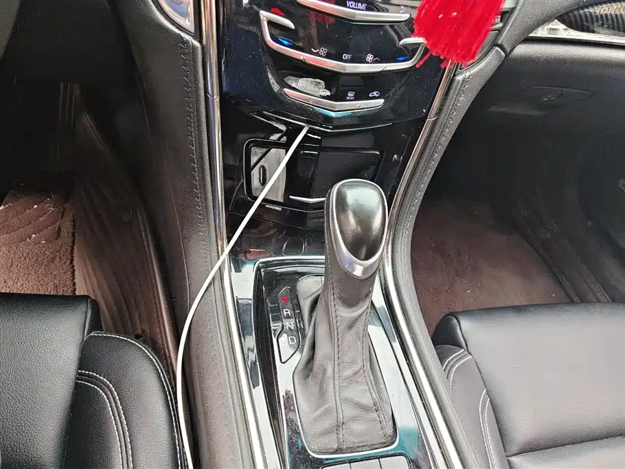 Cadillac ATS-L 2017 — фото 16