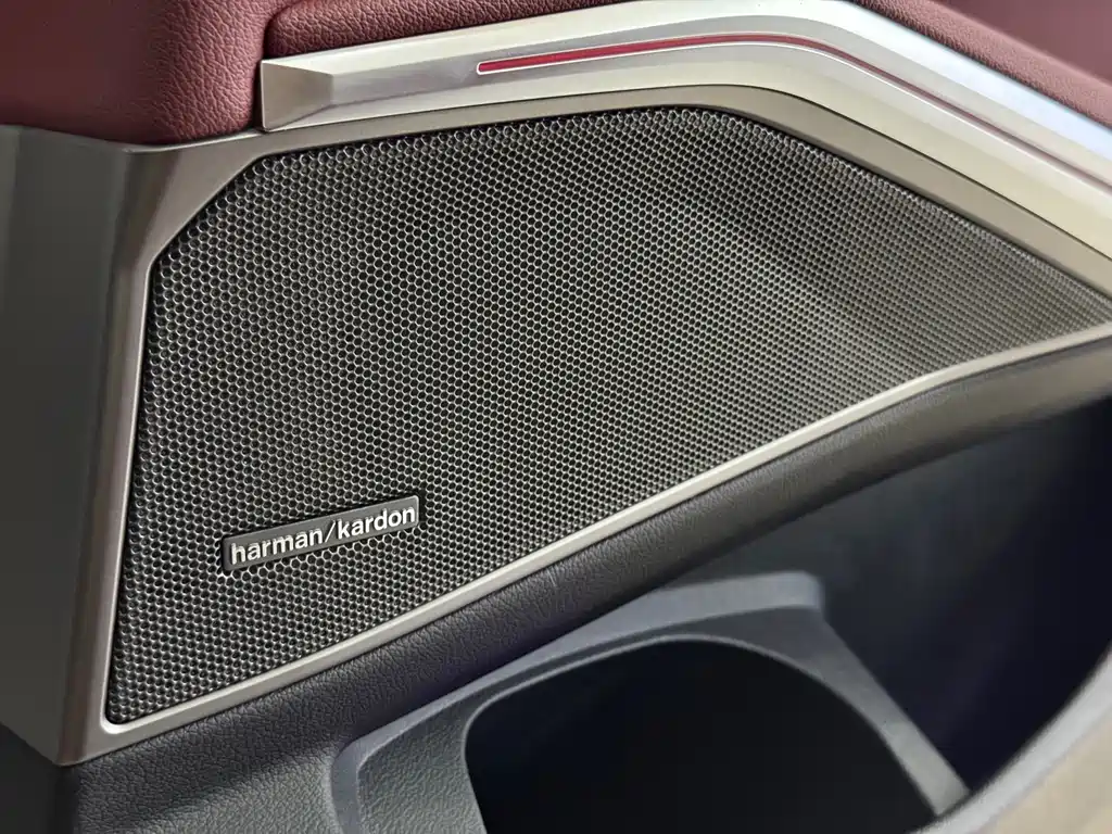 BMW 3 Series 2021 — фото 17